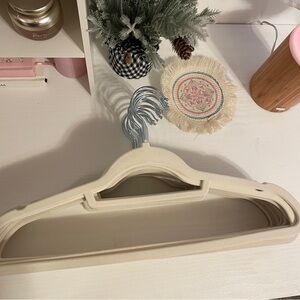 VELVET HANGERS cream and sliver color 15 total